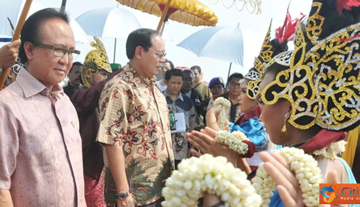 Citizen6, Karawang: Menteri Kelautan dan Perikanan, Sharif C. Soetardjo, dalam acara peresmian STP sebagai rintisan Institut Kelautan dan Perikanan Nasional, di Karawang, Provinsi Jawa Barat, Kamis (20/9). (Pengirim: Efrimal Bahri).
