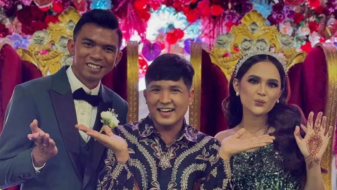 7 Potret Pedangdut di Pernikahan Nia LIDA, Lady Rara dan Melly Lee Jadi Bridesmaid