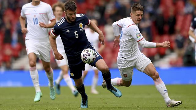 Patrik Schick Cetak Dua Gol, Ceko Sikat Skotlandia