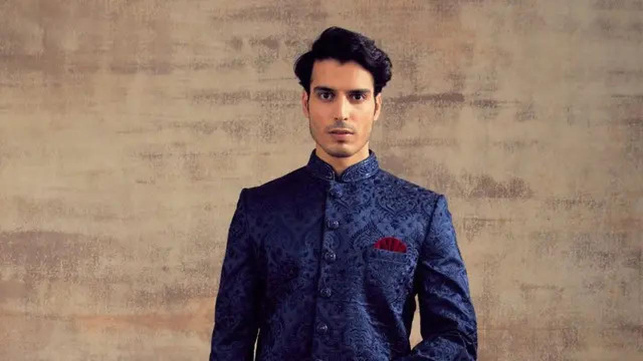 8 Model Baju Lebaran untuk Pria, Inspirasi Ganteng saat Lebaran 2025