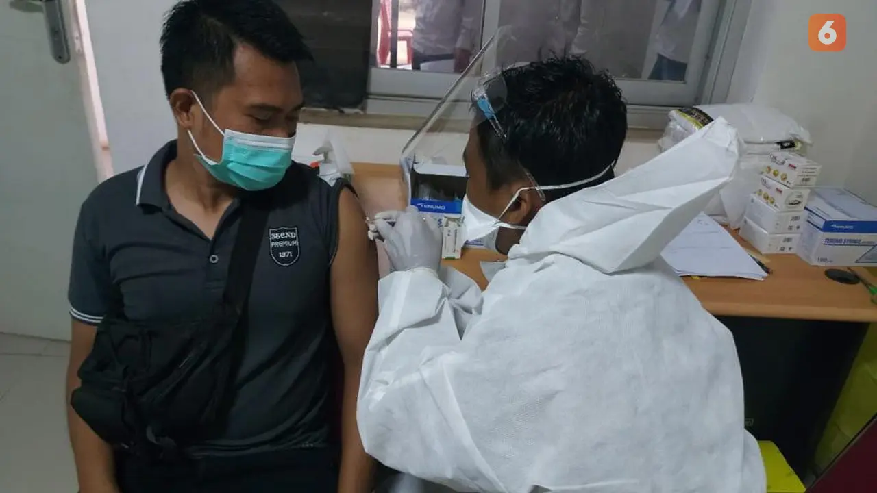 vaksinasi dengan skema gotong-royong di PT IMIP