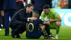 Kylian Mbappe menjadi salah satu pemain yang paling terpukul saat Prancis kalah dari Argentina di Piala Dunia. (AP Photo/Natacha Pisarenko)