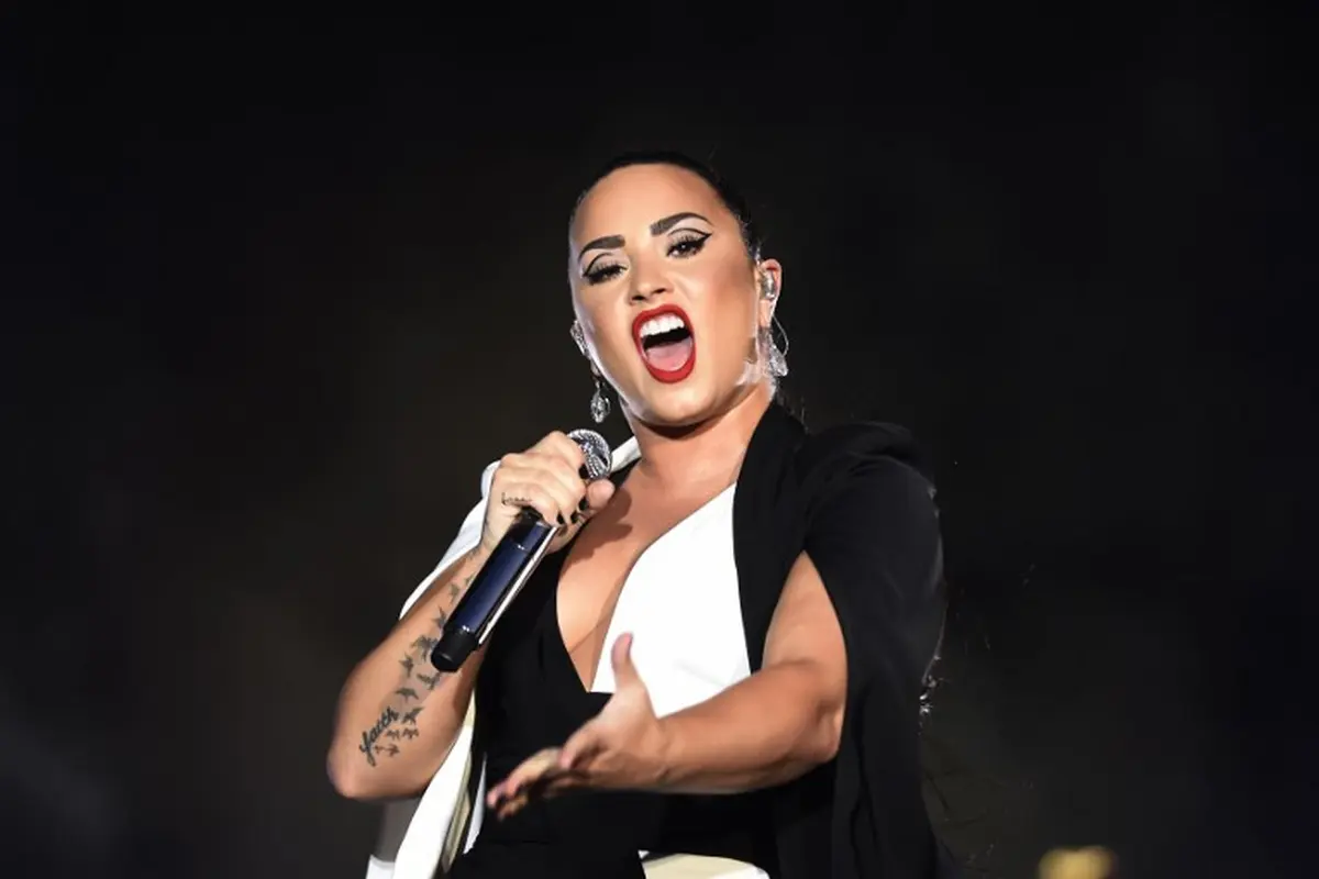 [Bintang] Demi Lovato