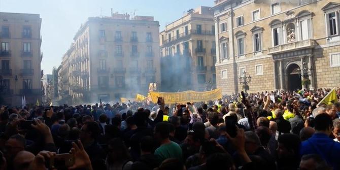 SEJAGAT: Demo Ribuan Sopir Taksi di Barcelona