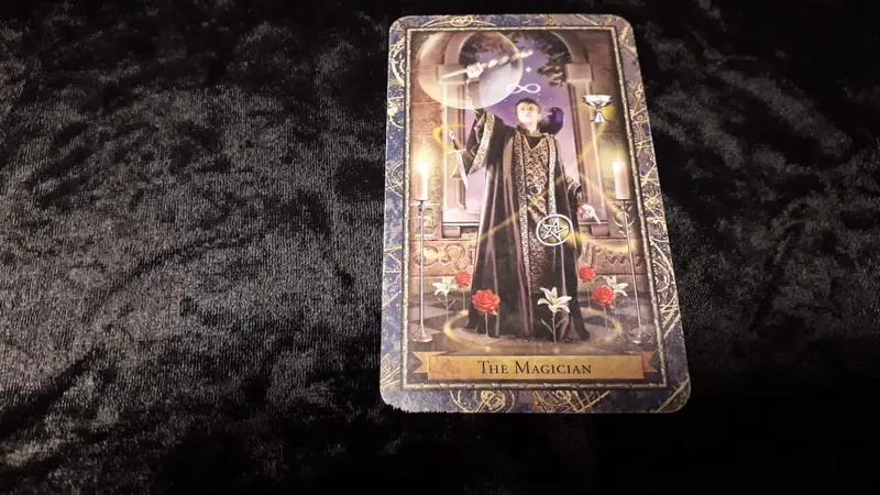 The Magician, kartu yang terbuka dalam Tarot Hari Ini Rabu, 15 Agustus 2018. (Foto: Elisabet Kusumodewi)