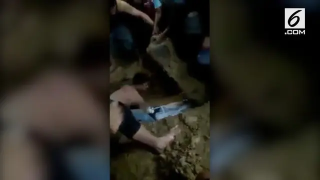 VIDEO: Heboh, Jenazah di Ambon Teriak Saat Dimakamkan