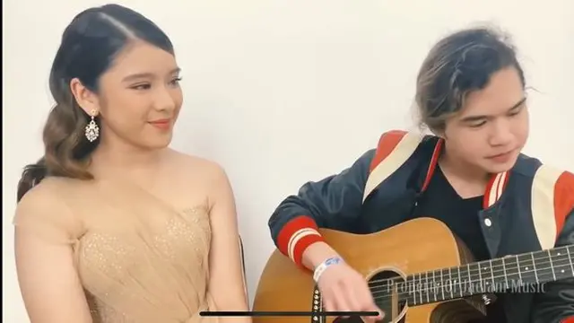 Tiara dan Dul Jaelani