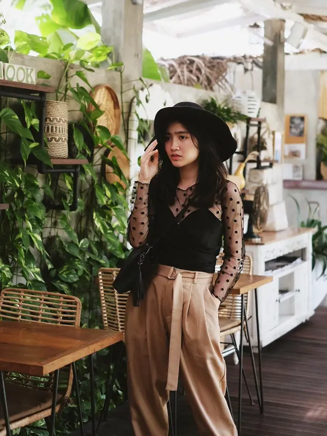 [Bintang] Febby Rastanty