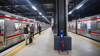 Jalur Rel Dipadati Massa, 3 KRL Rangkasbitung Direkayasa