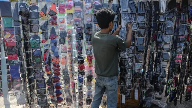 20150714-Penjualan Masker dan Sarung-Jakarta2