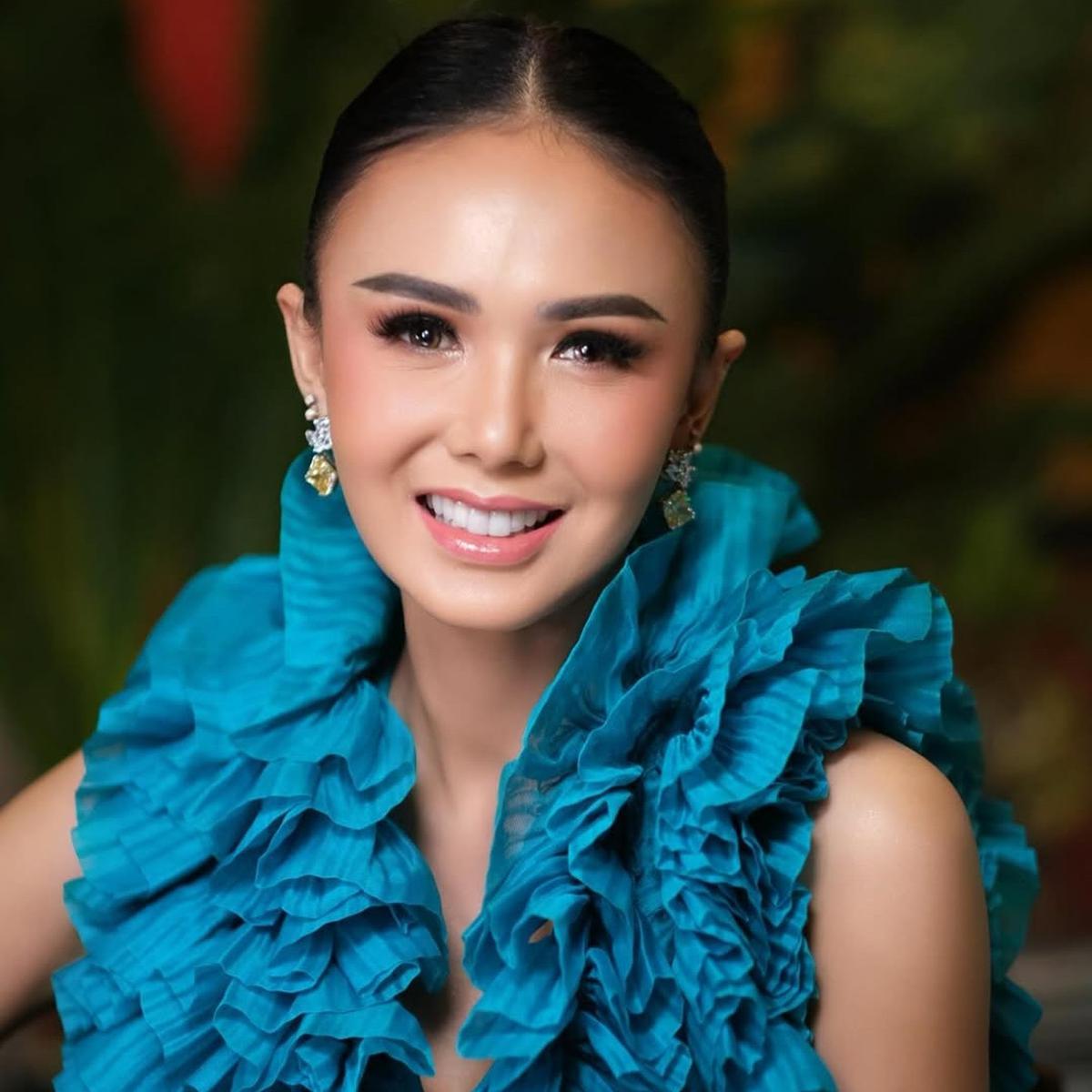Potret Cantik Yuni Shara yang Awet Muda di Usia 52 Tahun