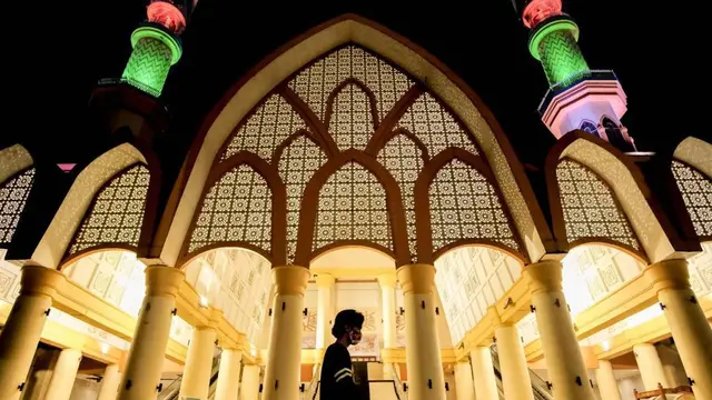 Kemenparekraf Luncurkan Panduan Penyiapan Destinasi dan Layanan Wisata Halal