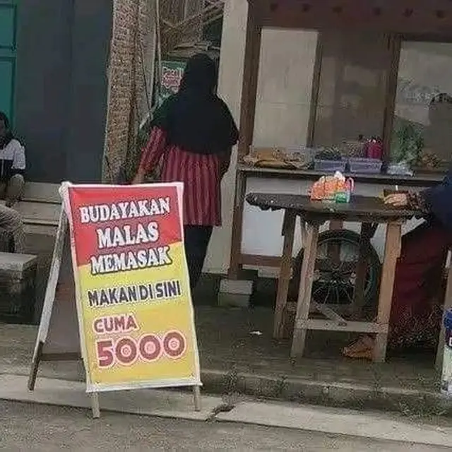 6 Tulisan Strategi Marketing 'Budayakan Malas Masak' Ini Bikin Tepuk Jidat