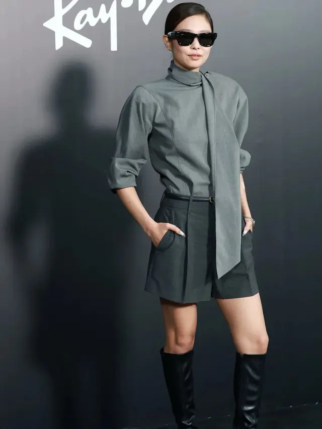 Baru Sewa Gedung Kantor Mewah, Potret BLACKPINK Pamer Aura CEO Muda Kaya Raya di Pembukaan Ray-Ban Seoul