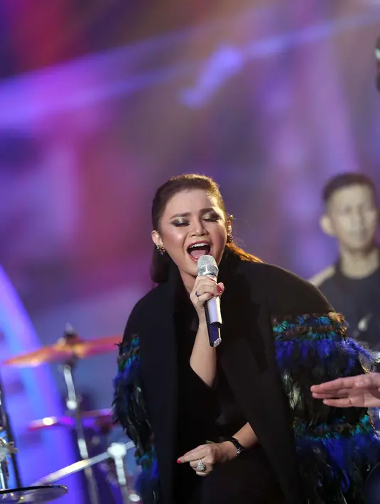 "Rossa dan Pasha merupakan pasangan duet yang tidak tergantikan" ujar Ocha panggilan Rossa. (Nurwahyunan/Bintang.com)