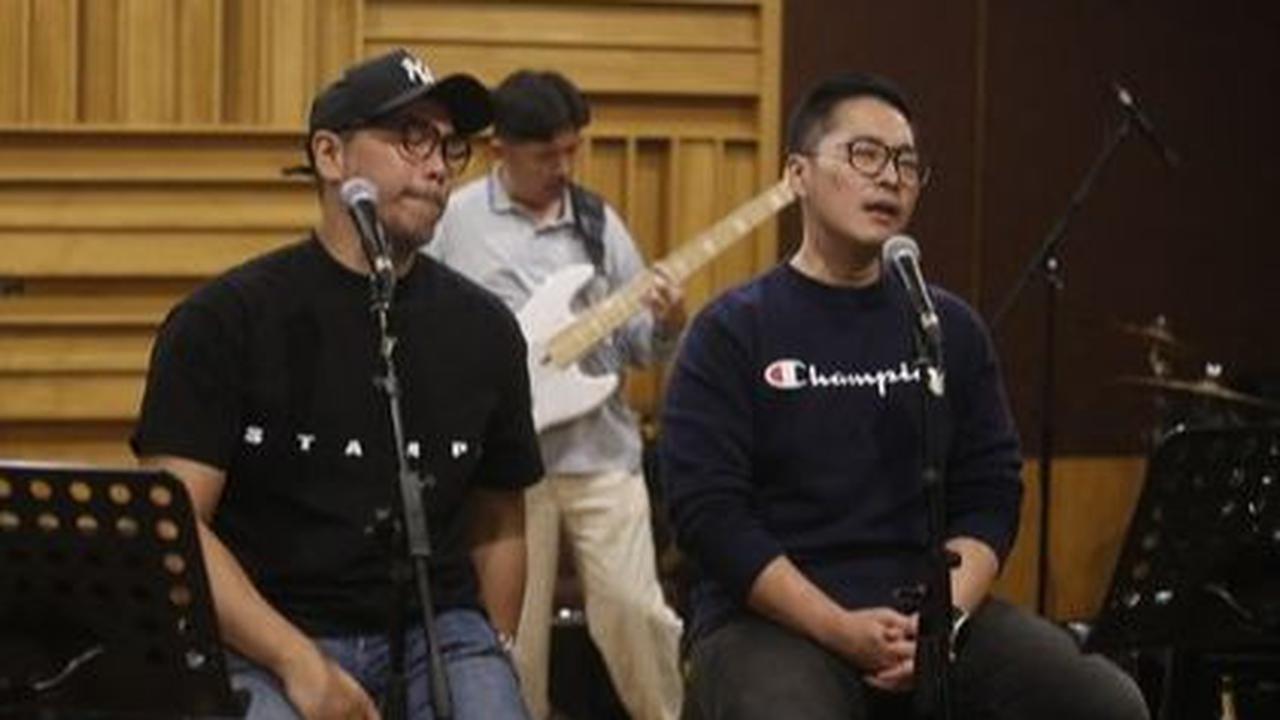 Kolaborasi dengan Sammy Simorangkir