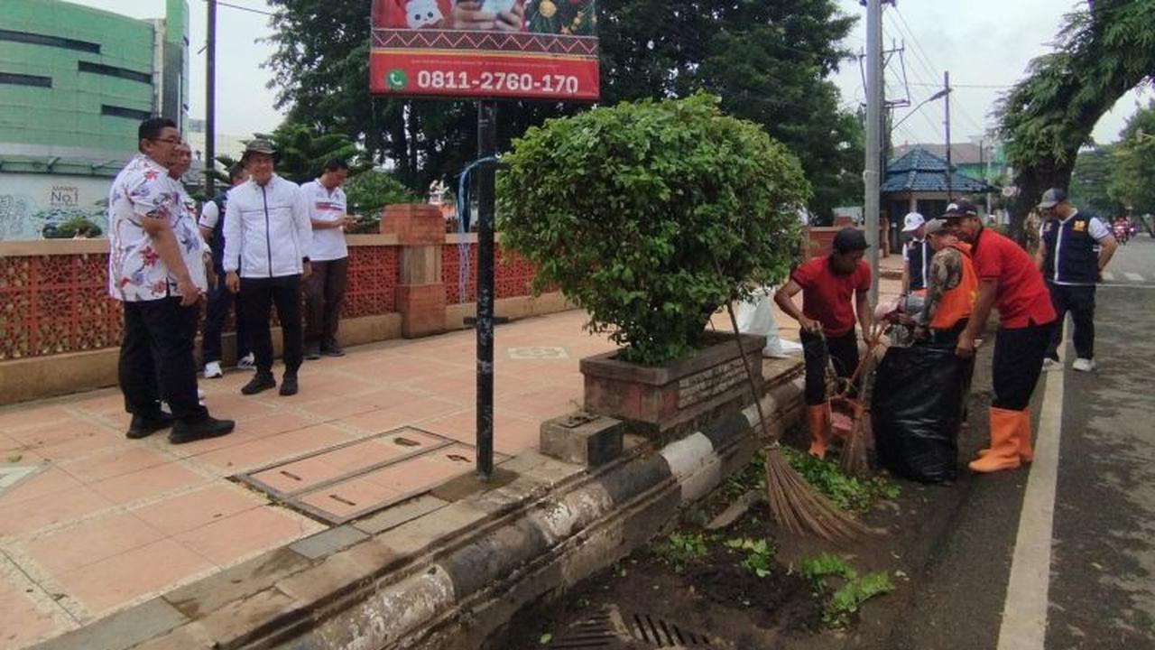 Kudus Gencarkan Kampanye Pungut Sampah, Wujudkan Lingkungan Bersih dan ASRI