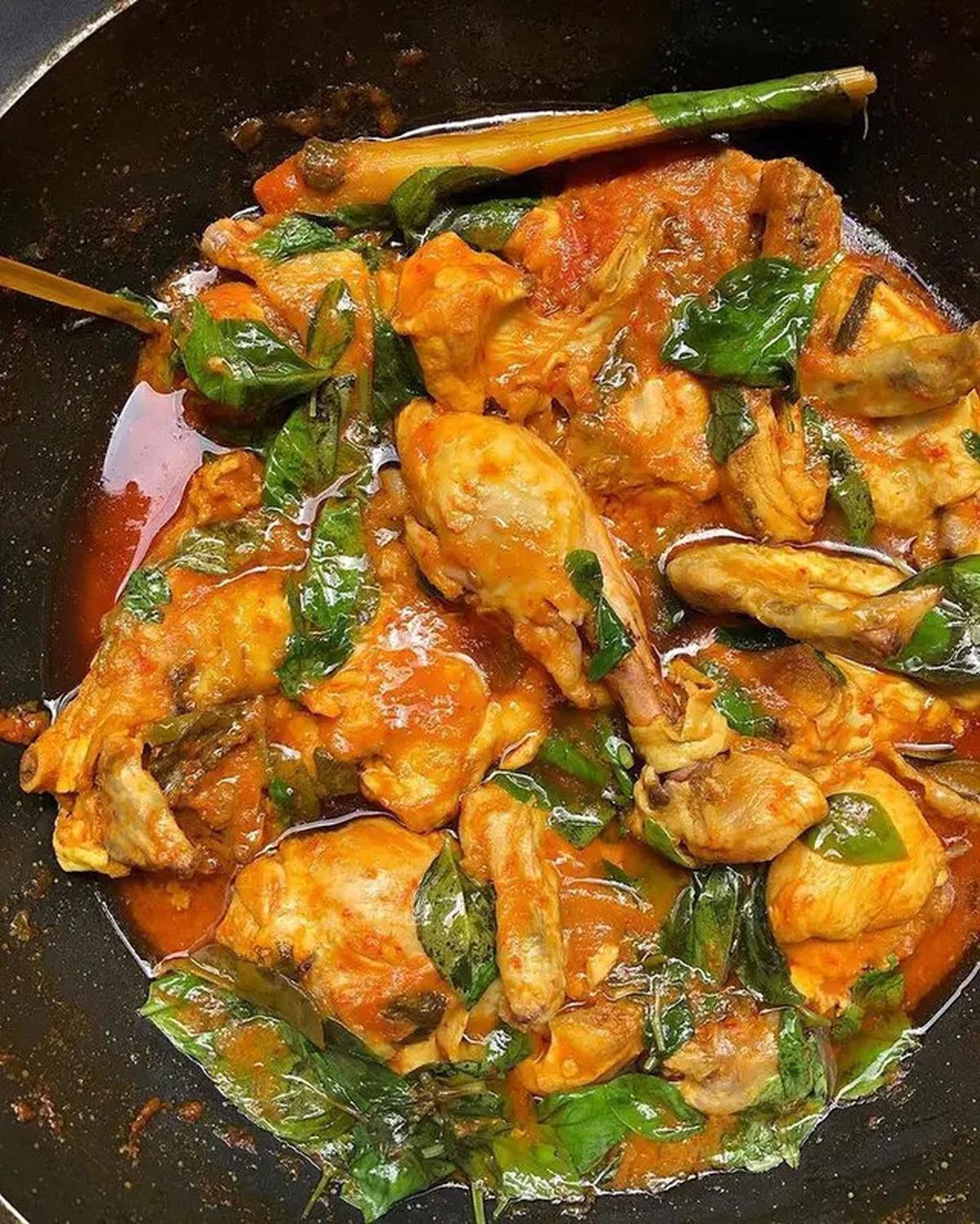 Cara Masak Ayam Woku Anti Gagal: Tips Bumbu Lengkap &amp; Teknik Tumis Sempurna