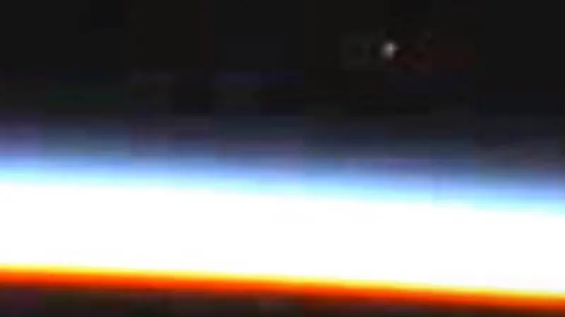 UFO on ISS (0)