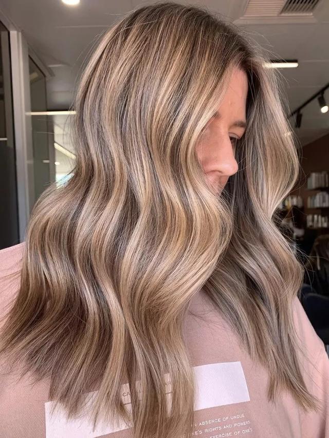 Kombinasi Warna Rambut Trendi