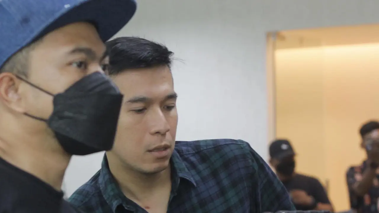 Girry Pratama.