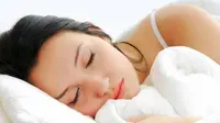 Kurang tidur tak hanya bisa membuatmu rewel di pagi hari. Yuk simak bahaya kurang tidur yang lain.