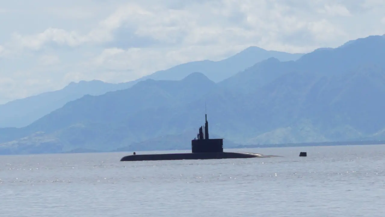 Kapal Selam Alugoro
