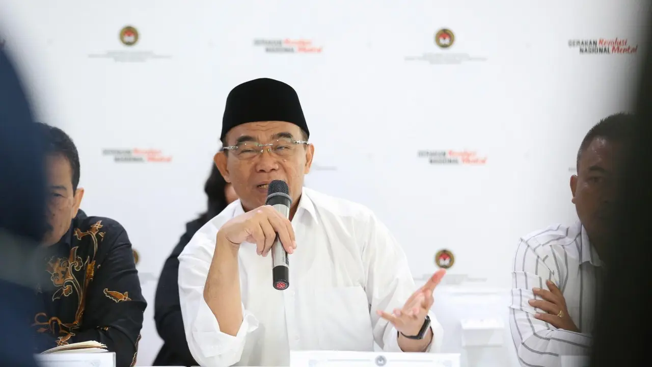 Menteri Koordinator Bidang Pembangunan Manusia dan Kebudayaan (Menko PMK) Muhadjir Effendy