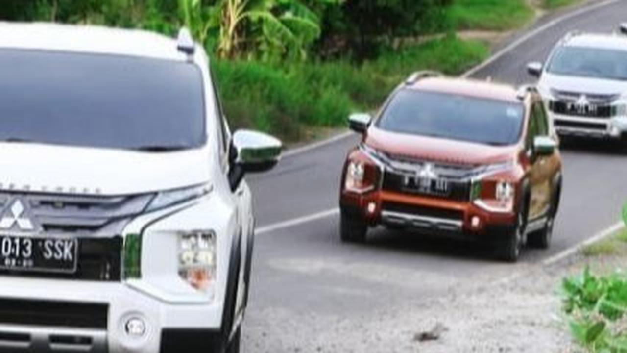 Teknik dan Tips Penting Mengendarai Mobil Matic di Jalur Menurun yang Curam