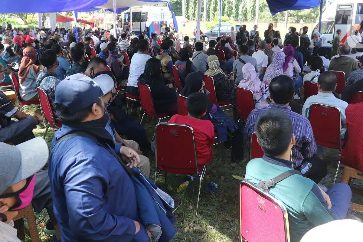 SIM Keliling beroperasi di Masjid At-Tin Jakarta Timur