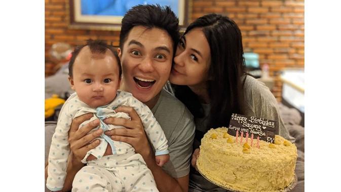 6 Momen Baim Wong Diberi Kejutan Saat Ulang Tahun, Drama Dini Hari (sumber: Instagram.com/baimwong)