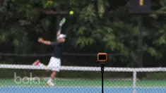 Selain bertanding para petenis juga merekam aksi lawannya pada ajang Combiphar Tennis Open 2017 di Hotel Sultan, Jakarta. Senin (13/2/2017). (Bola.com/Nicklas Hanoatubun)
