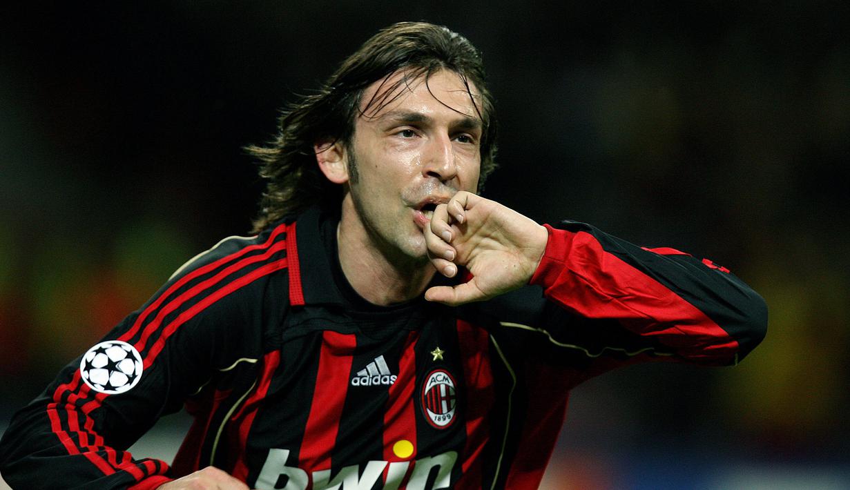 2. Andrea Pirlo - Setelah tampil dalam kurang dari 30 pertandingan di Serie A untuk Inter, Andrea Pirlo dijual ke klub rival AC Milan. Setelah dilepas oleh Inter, Pirlo sendiri menjadi salah satu playmaker sepak bola terbaik yang pernah ada. (AFP/Paco Serinelli)