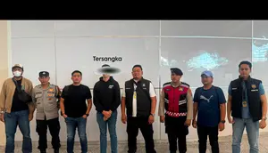 Geger, Bule Australia Ditangkap Usai Mesum di Pekarangan Warga Bali