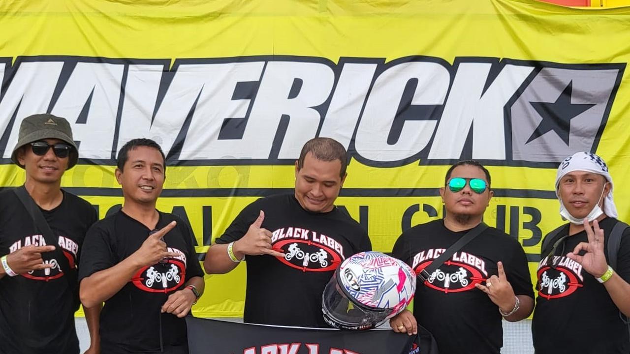 Cerita Warga Banyuwangi Dapat Tawaran Jutaan Rupiah Usai Ketiban Helm Aleix Espargaro