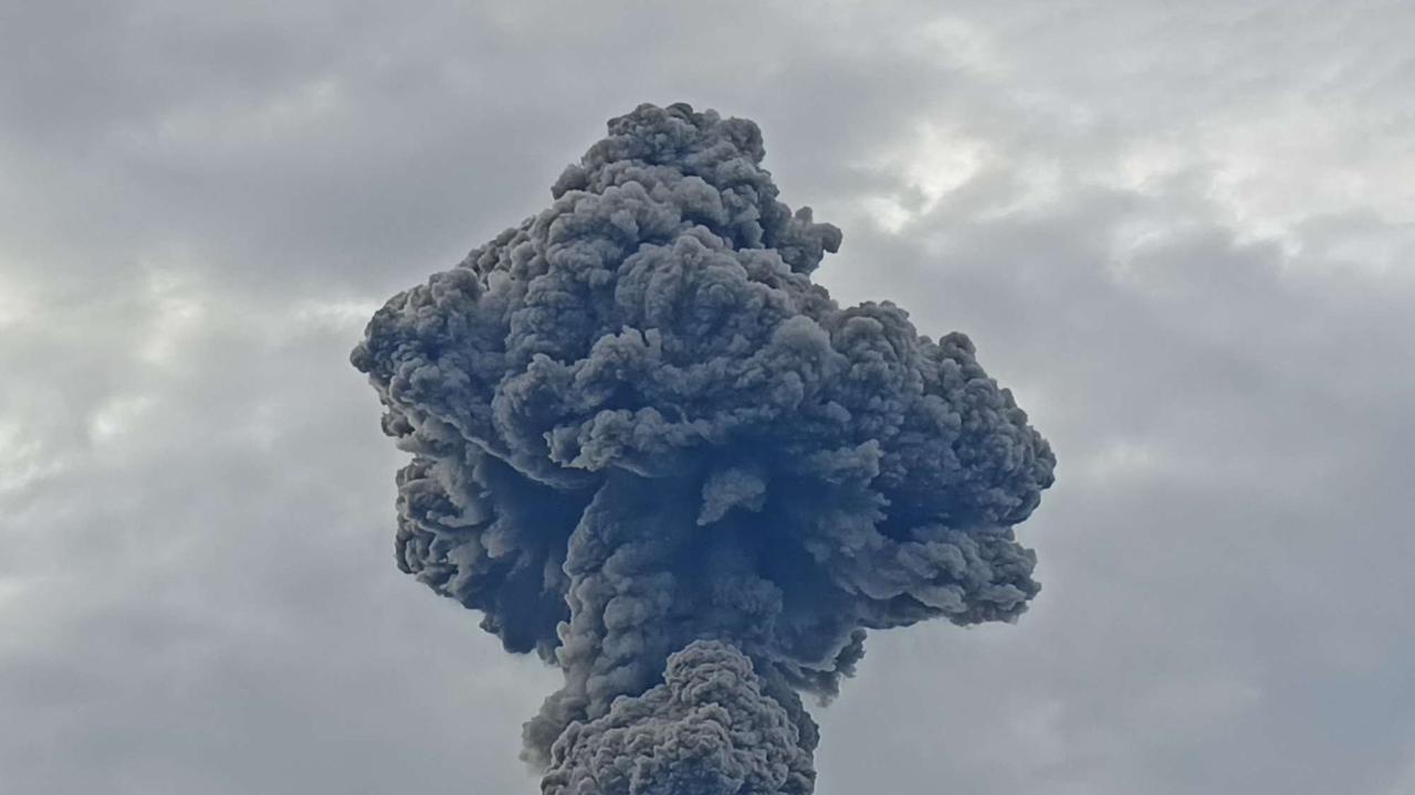 Erupsi Gunung Marapi di Bukittinggi
