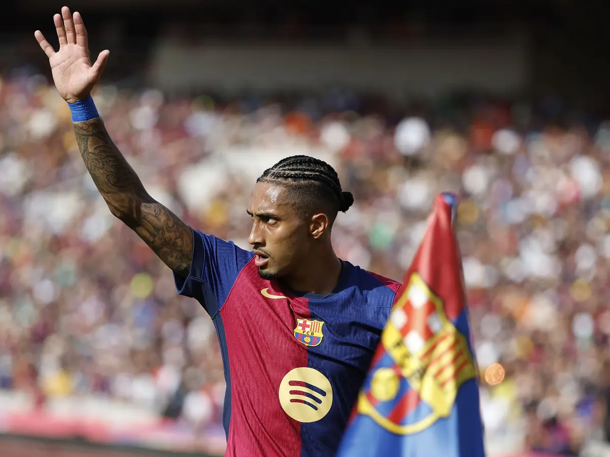 Akhir Spekulasi! Raphinha Segera Teken Kontrak Baru di Barcelona - Bola  Liputan6.com