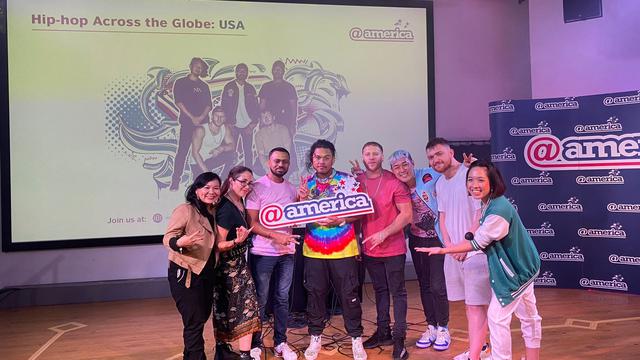 The Beatbox House merupakan grup musik berbasis di New York City, Amerika Serikat dan grup ini terdiri dari lima anggota yang pernah menjadi Juara Dunia Beatboxer (Liputan6.com/Teddy Tri Setio Berty)