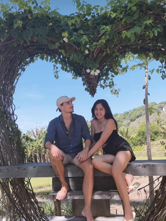 Jessica Iskandar baru saja merayakan hari jadi pernikahan yang ke-1 tahun