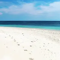 Pulau Senoa dengan keindahan landskap di wilayah terluar Indonesia.
