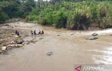 Tim SAR Cianjur Gencarkan Pencarian Anak Hilang Terseret Arus Sungai