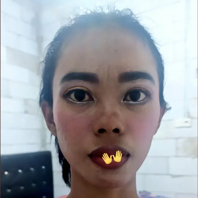6 Potret Hasil Akhir Makeup Ini Tak Sesuai Harapan, Bikin Elus Dada