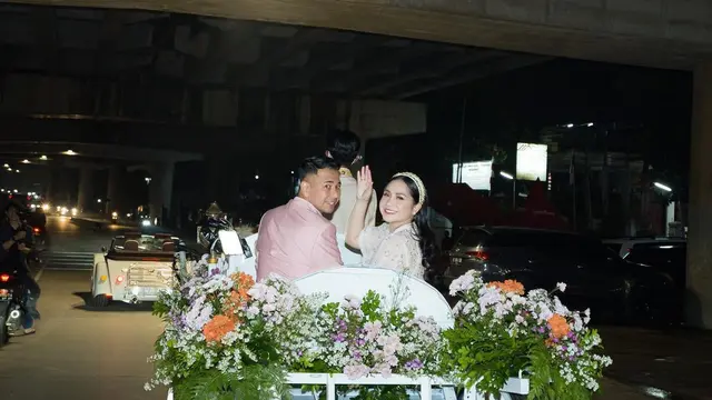 6 Potret Anniversary Pernikahan Raffi Ahmad dan Nagita Slavina, 8 Tahun Bersama