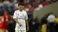 Takefusa Kubo direkrut Real Madrid pada musim panas 2019 lalu. Sadar bahwa wonderkid tersebut bakal kesulitan bersaing di tim utama, Los Blancos segera meminjamkannya ke Mallorca selama semusim untuk pengembangan diri. (AFP/Aaron M Sprecher)