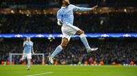 Ekspresi Raheem Stering usai mencetak gol bagi Manchester City ke gawang Borussia Monchengladbach, Rabu (9/12/2015) dini hari WIB. (Reuters/Darren Staples)