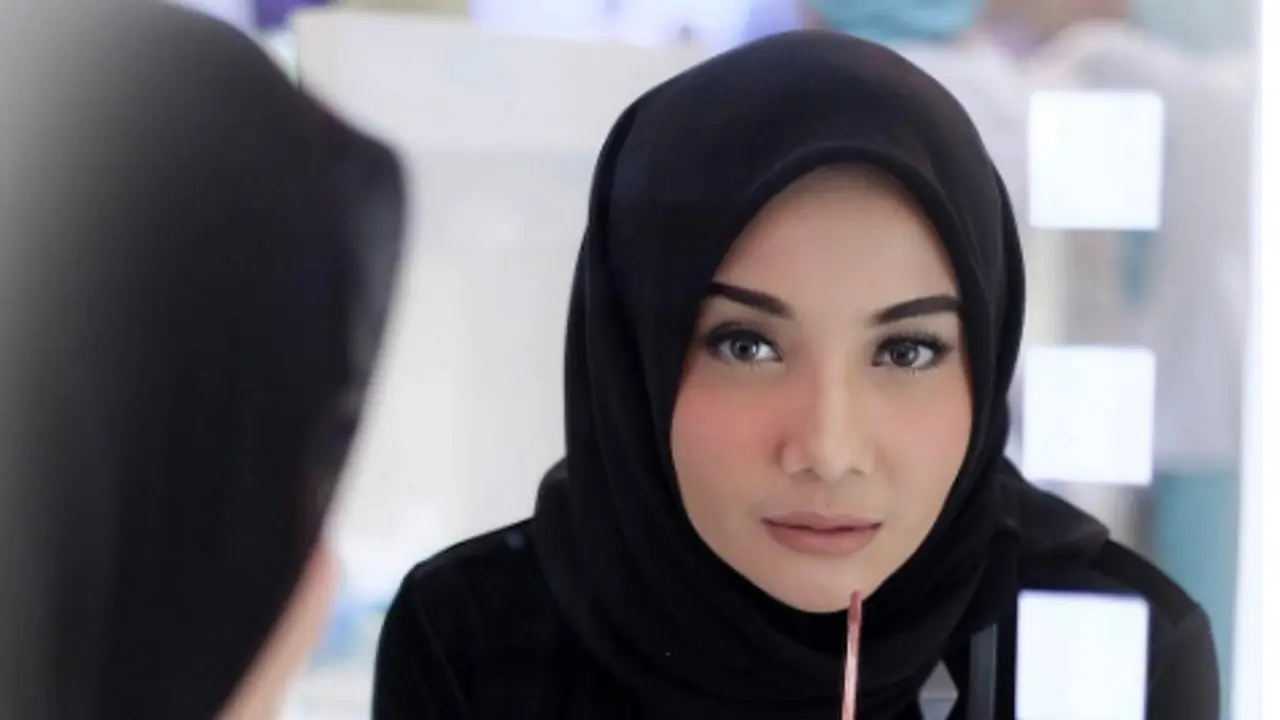 Zaskia Sungkar 