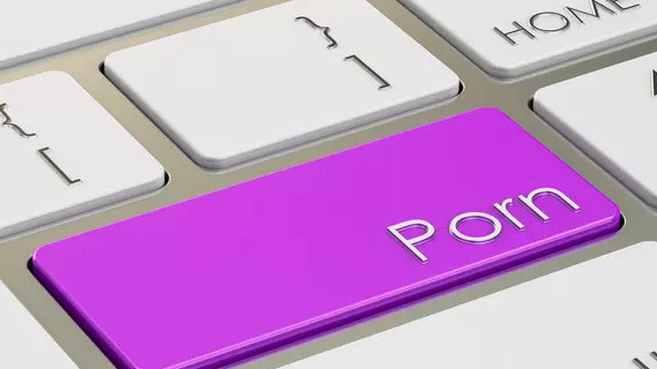 Berhenti Sekarang! Sebelum Otak Mengecil dan Rusak Akibat Kecanduan Film Porno