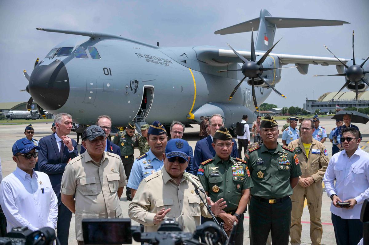 FOTO: Presiden Prabowo Serahkan Pesawat Jumbo A400M untuk Perkuat TNI AU