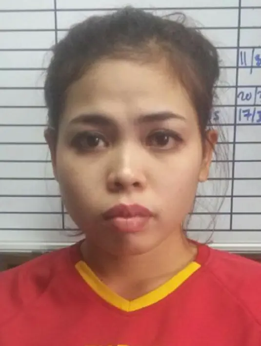 Foto yang dirilis Polisi Kerajaan Malaysia menunjukkan Warga Negara Indonesia, Siti Aisyah pada 19 Februari 2017. Empat orang tersebut berasal dari empat negara yang berbeda. (Handout / Royal Malaysian Police / AFP)