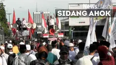 Saat sidang Ahok, polisi telah bersiaga sejak hadir sejak Selasa pagi. Bahkan saat masa yang kontra Ahok hadir dengan mobil komandonya, mereka langsung dijaga ketat. begitu juga saat massa pro Ahok tiba.